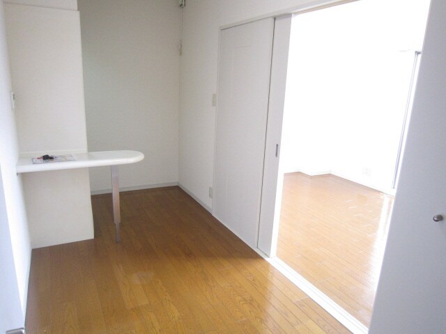 物件内観写真12　(居室)