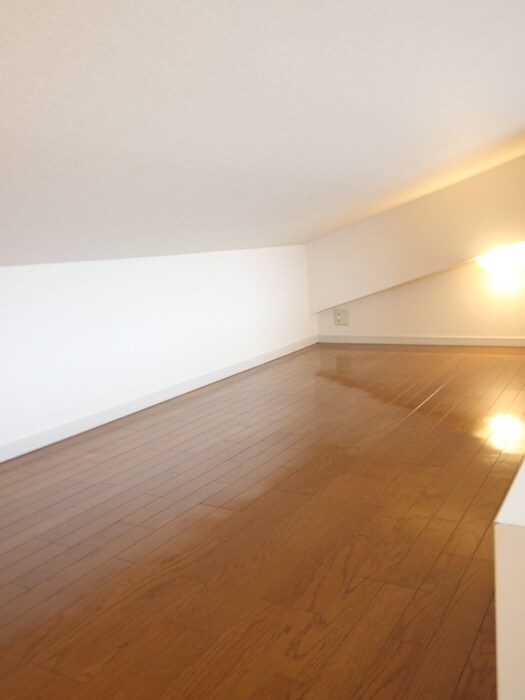 物件内観写真12　(ロフト)