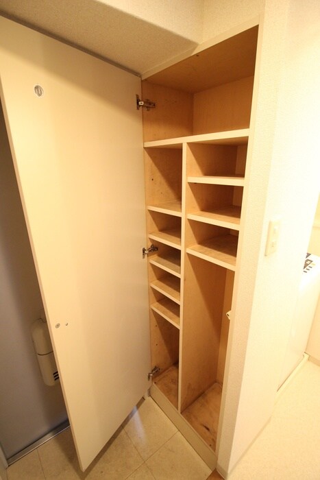 物件内観写真14　(収納)