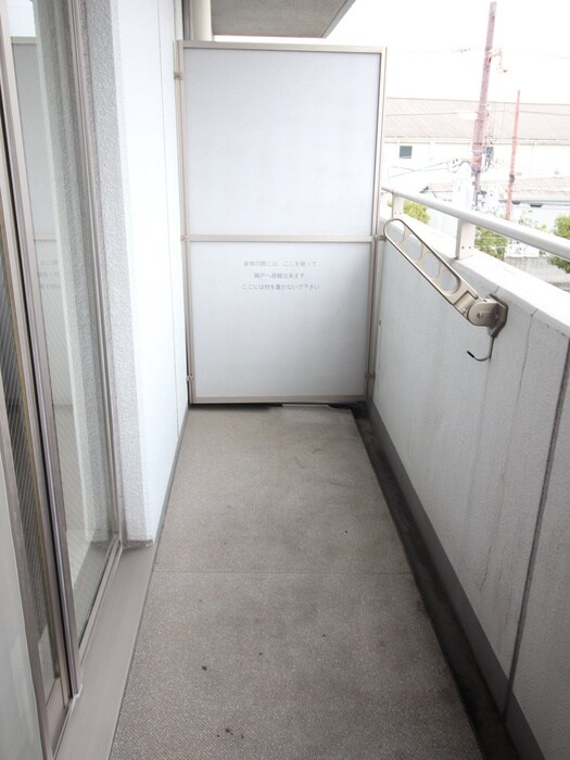 物件内観写真17　(室内からの展望)