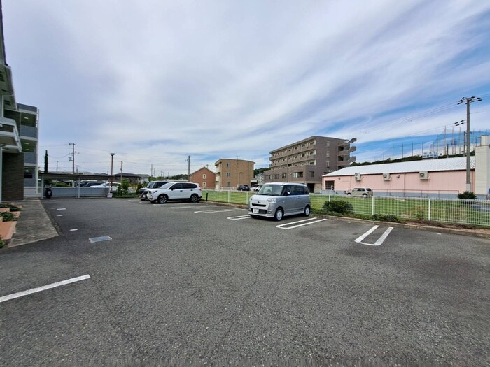 物件外観写真4　(周辺環境)