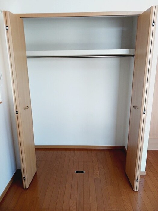 物件内観写真13　(収納)