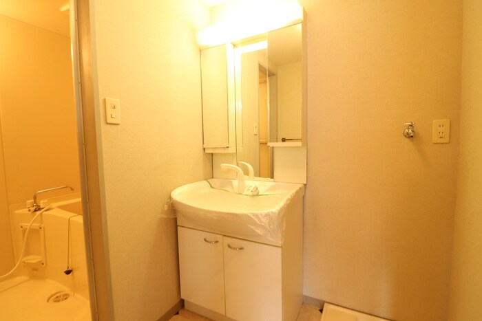 物件内観写真11　(洗面)