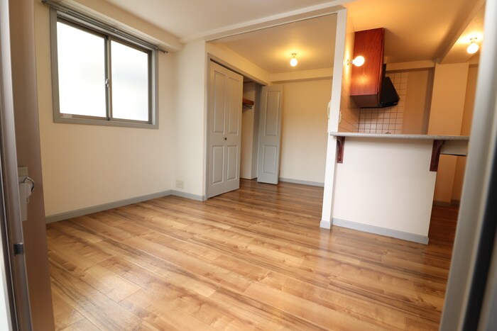 物件内観写真15　(居室)