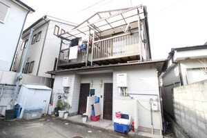 西野山欠ノ上町テラスハウス外観写真