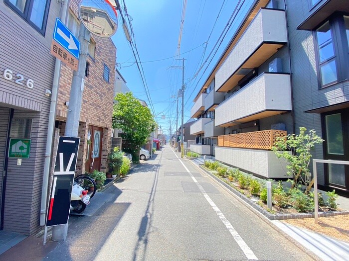 物件外観写真6　(周辺環境)