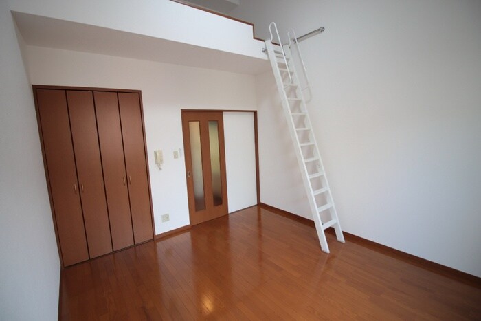 物件内観写真8　(居室)