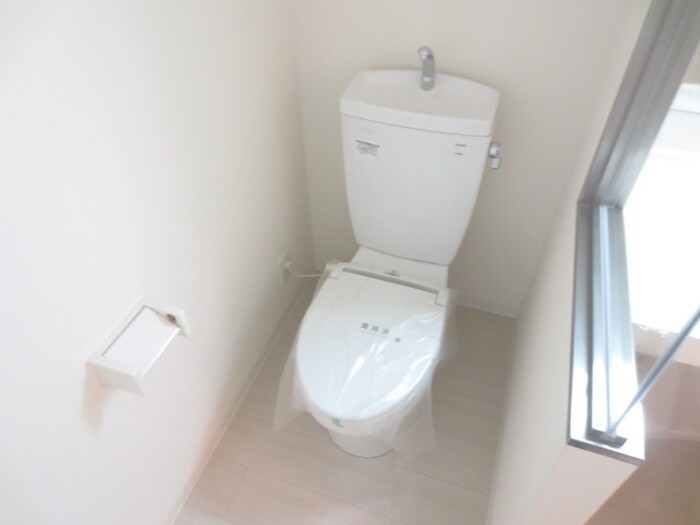 物件内観写真15　(トイレ)