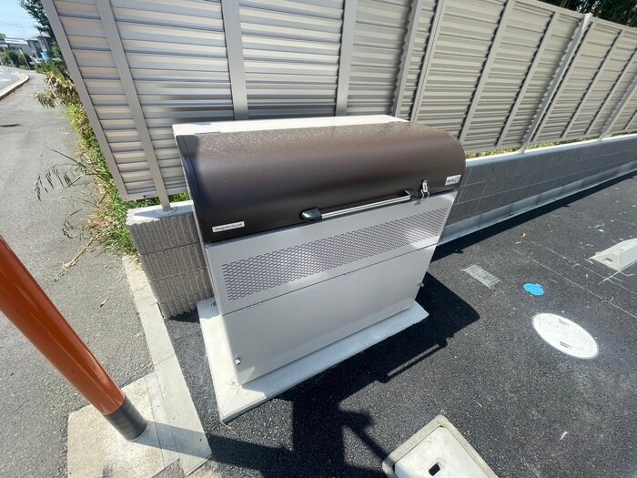 物件外観写真4　(建物設備)