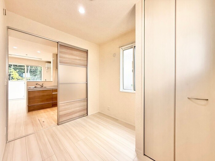 物件内観写真10　(居室)