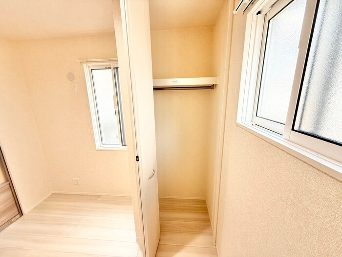 物件内観写真16　(収納)