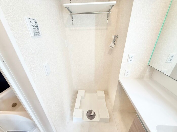 物件内観写真20　(洗濯機置場)