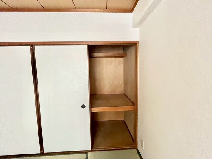 物件内観写真18　(収納)