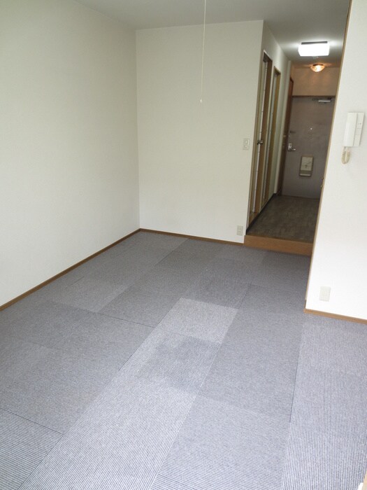 物件内観写真11　(居室)