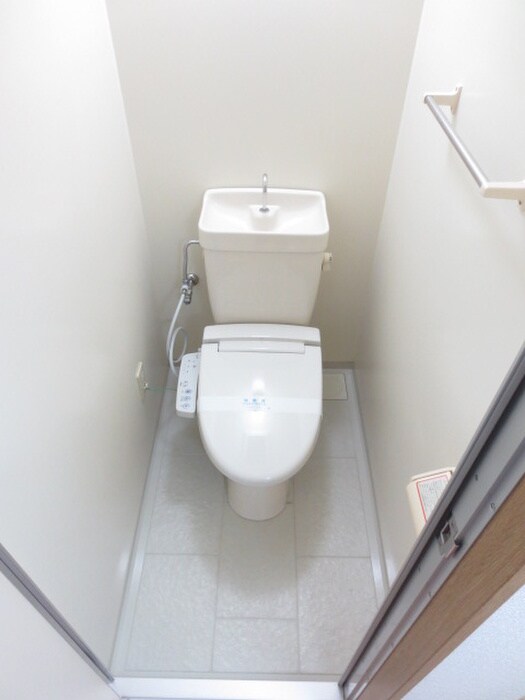 物件内観写真12　(トイレ)