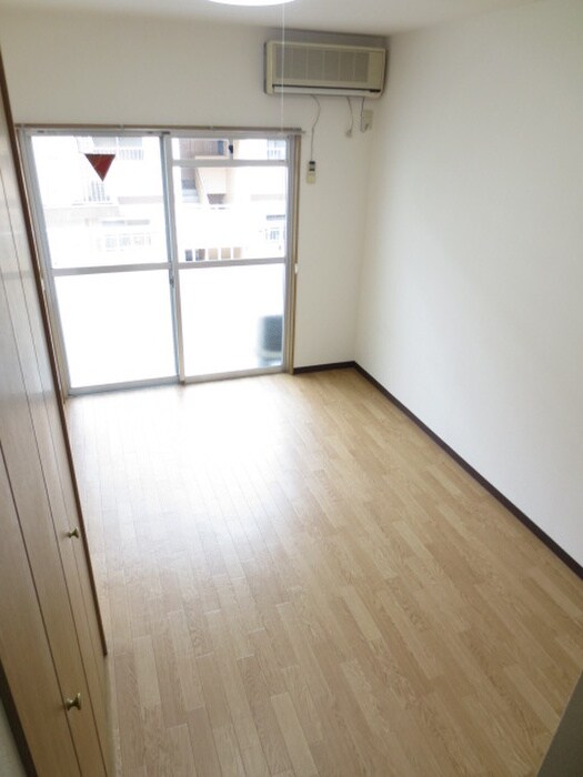 物件内観写真14　(居室)