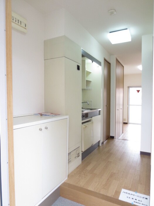 物件内観写真19　(玄関)