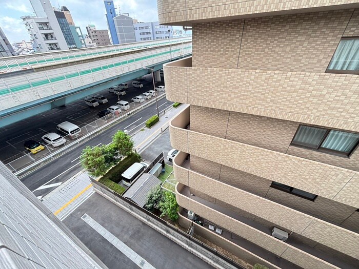 物件内観写真21　(室内からの展望)