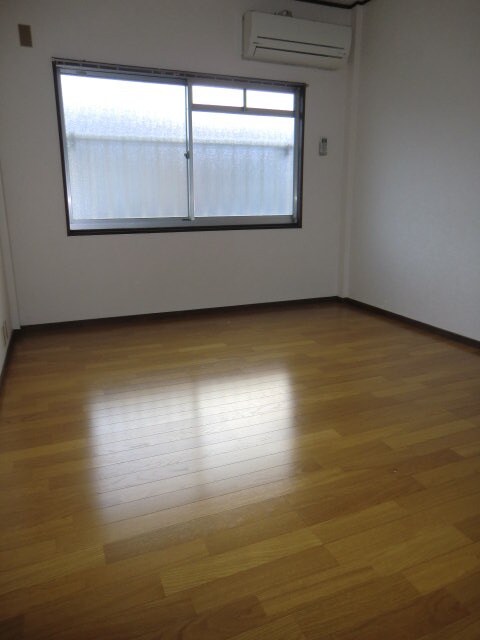 物件内観写真12　(居室)