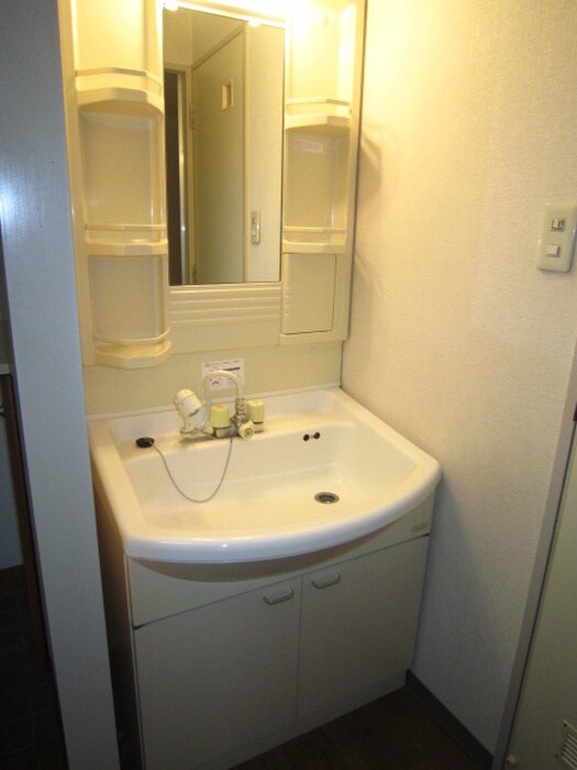 物件内観写真10　(洗面)