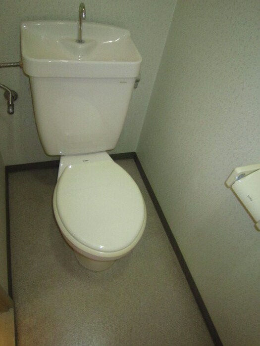 物件内観写真11　(トイレ)