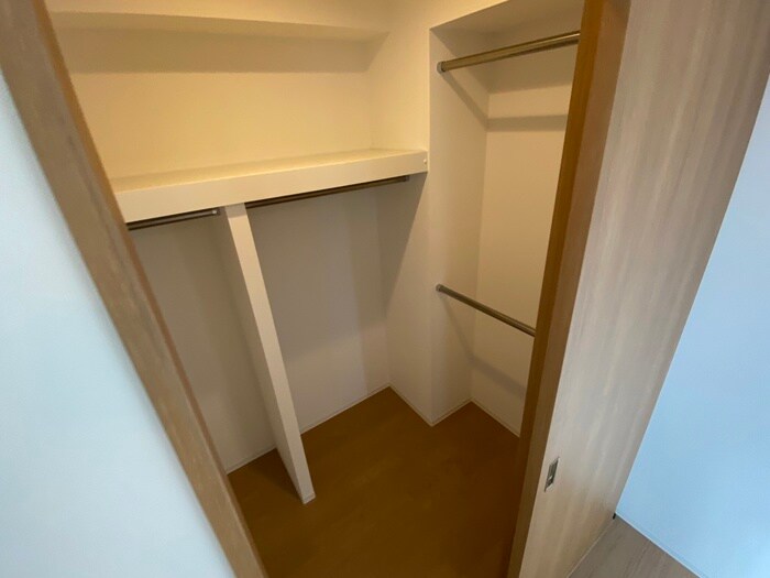 物件内観写真12　(収納)
