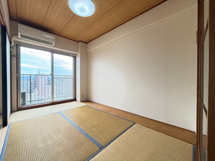 物件内観写真11　(居室)