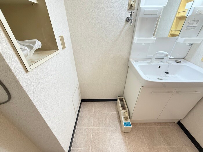 物件内観写真20　(洗濯機置場)