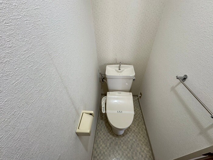 物件内観写真10　(トイレ)