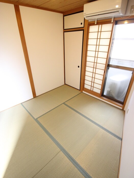 物件内観写真9　(居室)