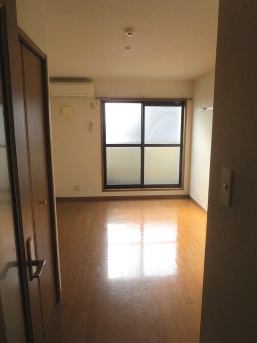 物件内観写真13　(居室)