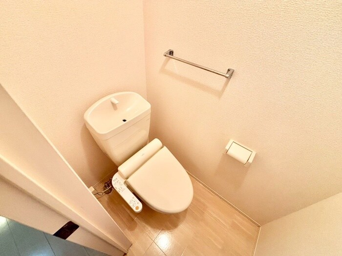 物件内観写真14　(トイレ)