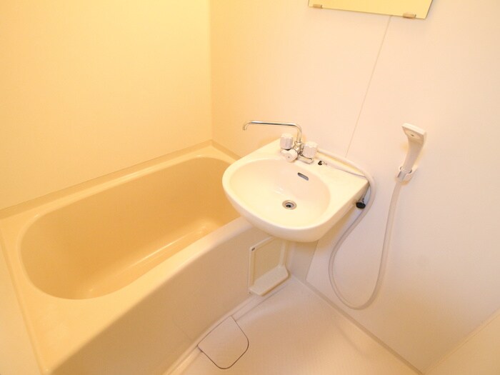 物件内観写真10　(バス／シャワールーム等)