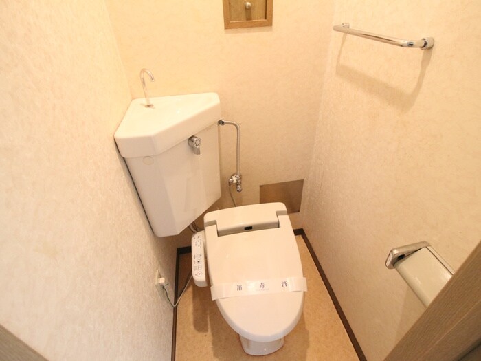 物件内観写真12　(トイレ)