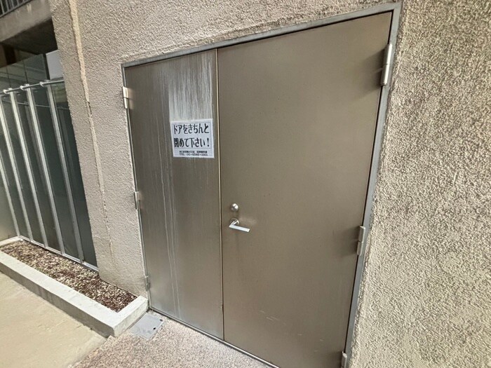 物件外観写真6　(建物設備)