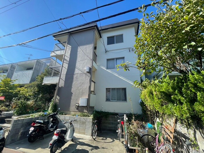 物件外観写真3　(外観写真)