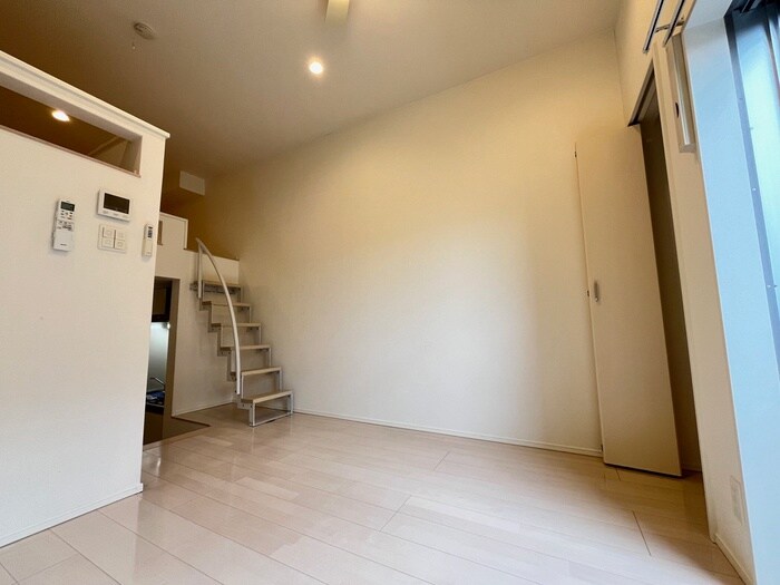 物件内観写真16　(居室)