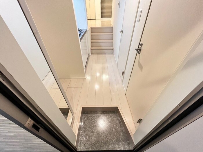 物件内観写真20　(玄関)