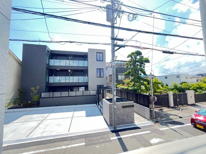 物件内観写真22　(室内からの展望)