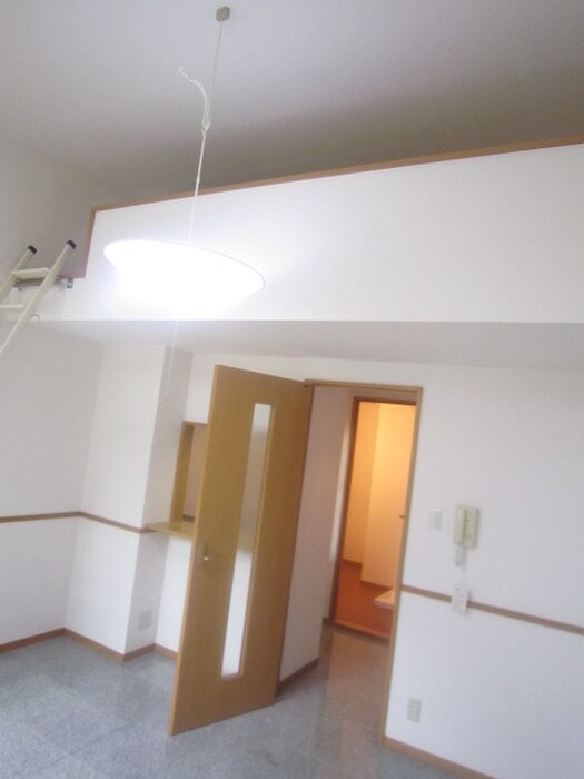 物件内観写真5　(居室)