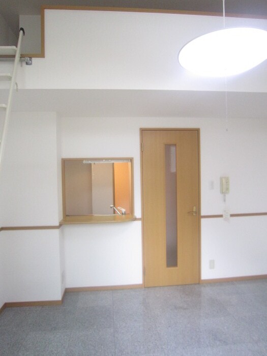 物件内観写真6　(居室)