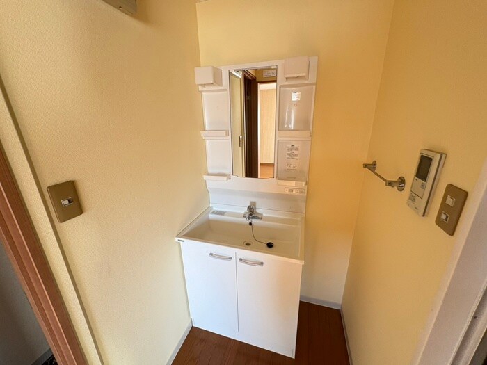 物件内観写真11　(洗面)