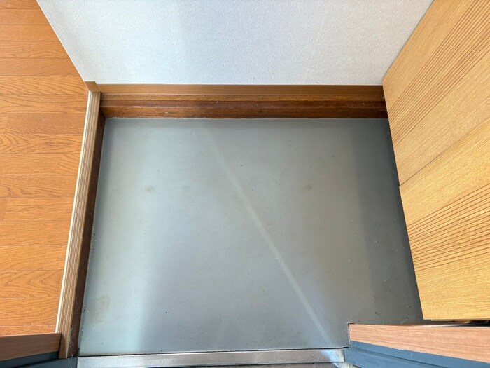 物件内観写真17　(玄関)
