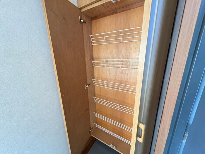 物件内観写真18　(靴箱)
