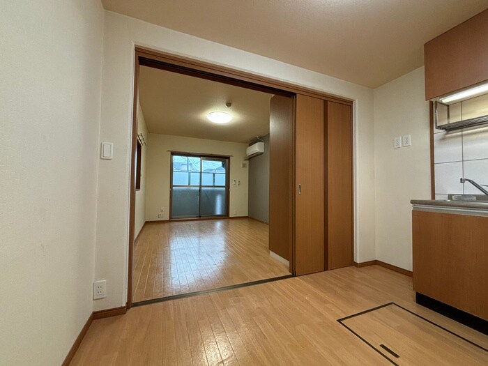 物件内観写真7　(居室)