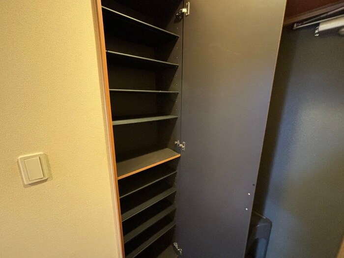 物件内観写真17　(靴箱)