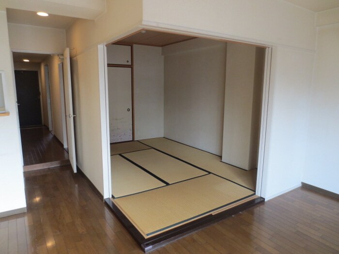 物件内観写真12　(居室)