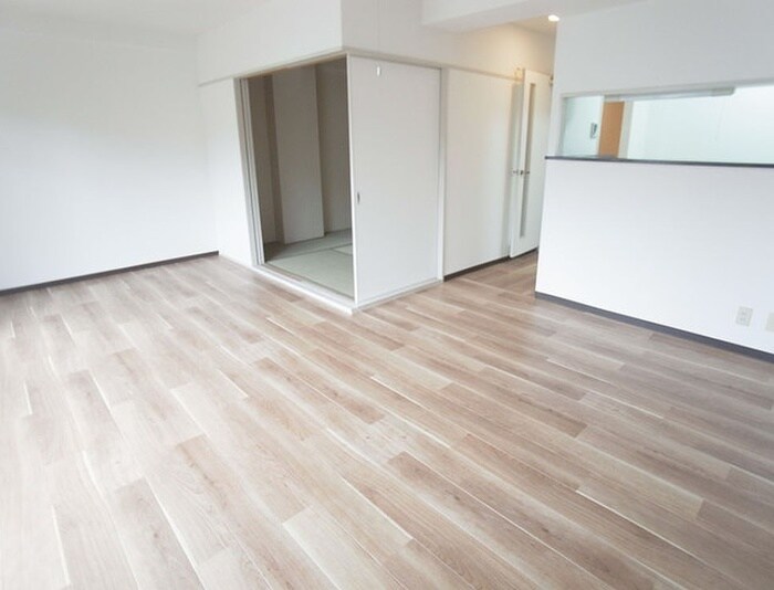 物件内観写真13　(居室)