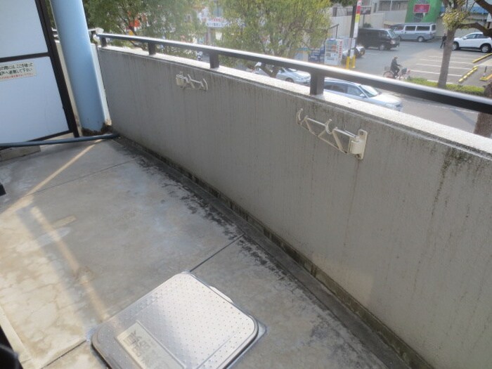 物件内観写真15　(室内からの展望)