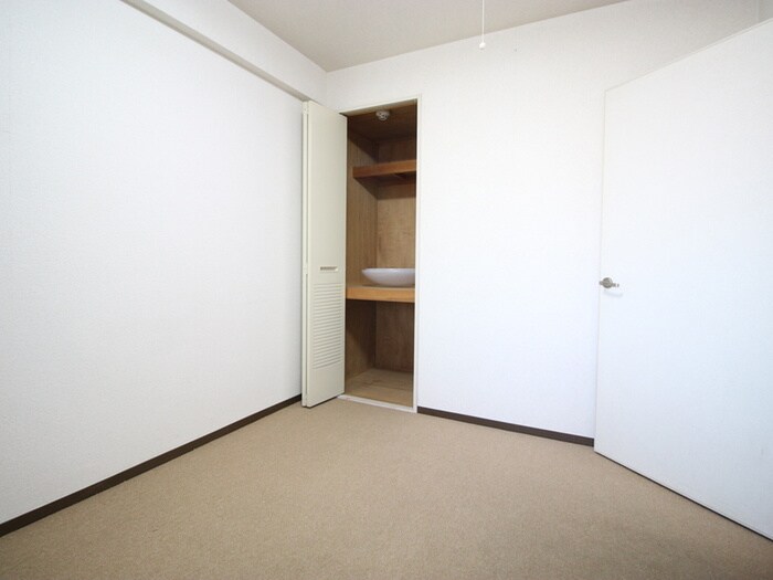 物件内観写真17　(居室)